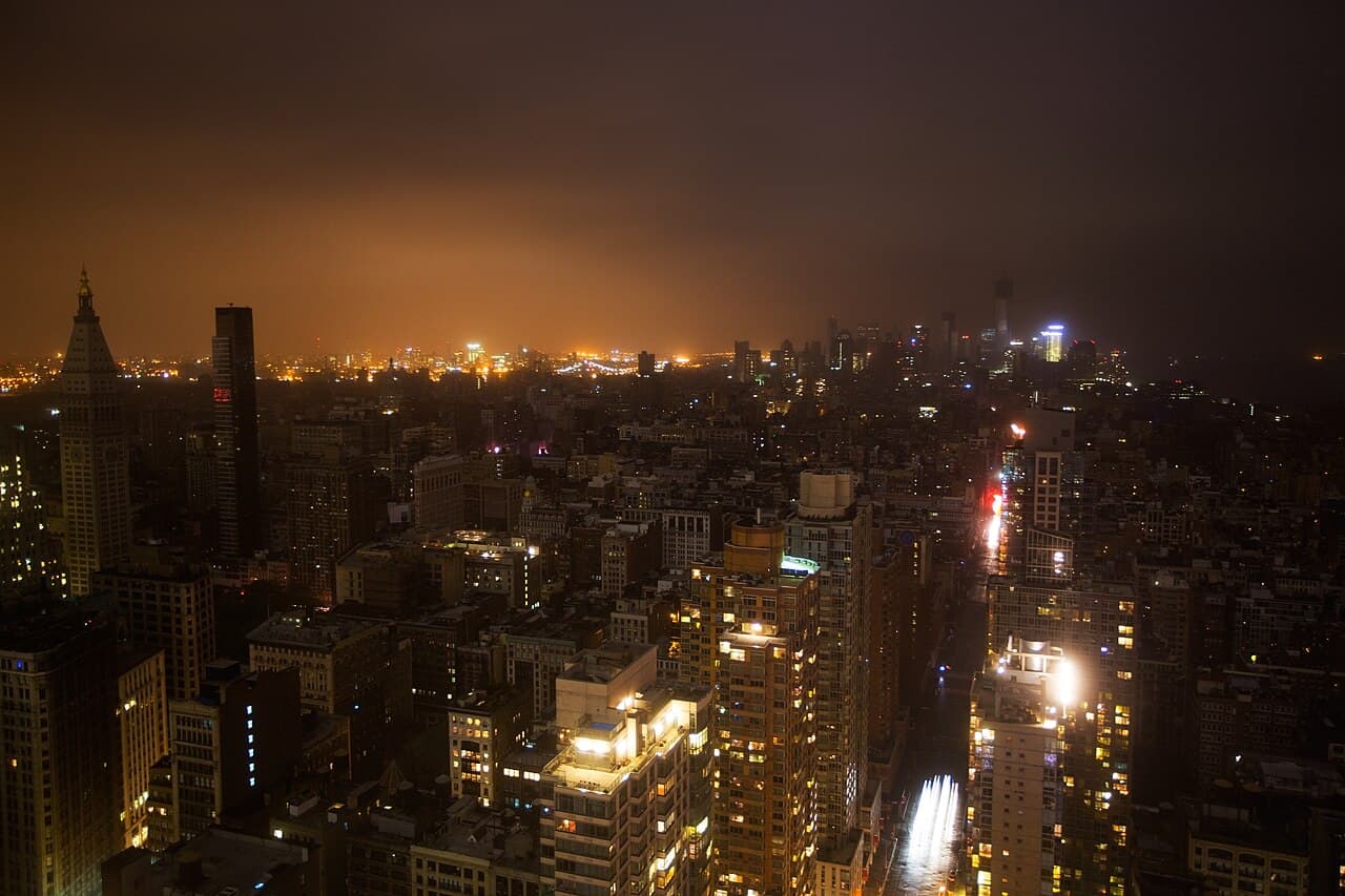 Manhattan street in complete darkness during Hurricane Sandy power outage